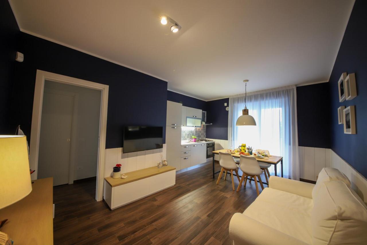 Nilu In Citta - Nuovo Appartamento Con Vista Mare Monopoli Exterior foto